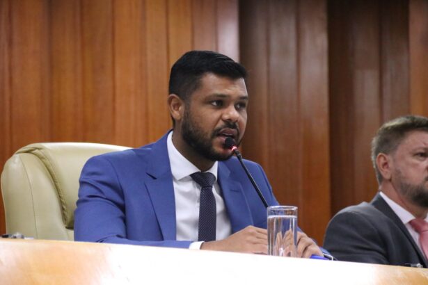 Câmara de Goiânia rejeita veto da Prefeitura e aprova projeto de Policarpo que propõe ações para conter enchentes Câmara de Goiânia rejeita veto da Prefeitura e aprova projeto de Policarpo que propõe ações para conter enchentes