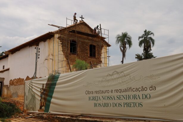 Ossadas com mais de 200 anos são descobertas durante restauração de Igreja em Jaraguá