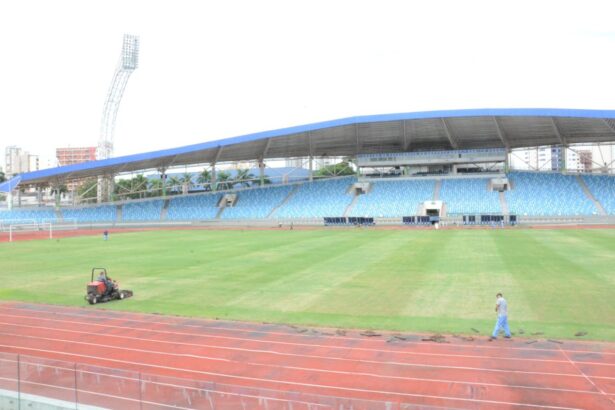 Preparação do Estádio Olímpico para sediar jogos do Goianão 2025 entra na reta final