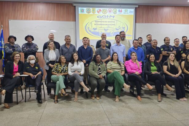 Primeira reunião do GGI-M destaca queda na criminalidade e reforça integração das forças de segurança em Valparaíso de Goiás Primeira reunião do GGI-M destaca queda na criminalidade e reforça integração das forças de segurança em Valparaíso de Goiás