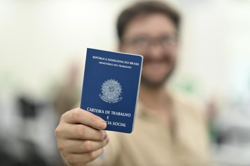 Goiás é o terceiro estado do país que mais gera empregos Goiás é o terceiro estado do país que mais gera empregos