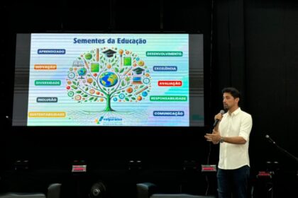 Prefeito de Valparaíso de Goiás destaca valorização dos profissionais da educação na abertura da Semana Pedagógica