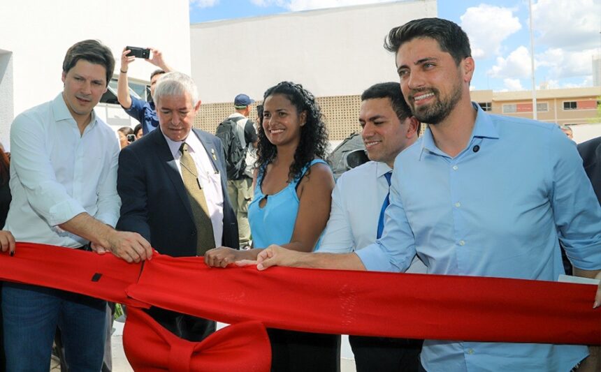 Escola do Futuro de Valparaíso inaugura biodigestor autônomo em parceria com a Embaixada de Israel Escola do Futuro de Valparaíso inaugura biodigestor autônomo em parceria com a Embaixada de Israel
