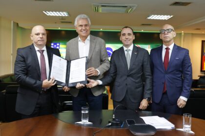 Caiado autoriza repasse de R$ 80 milhões para pagamento de demandas judiciais