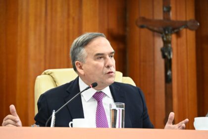 Prefeito Sandro Mabel declara dívida de R$ 3,4 bilhões como “Impagável” e anuncia medidas emergenciais