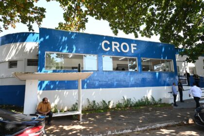 Prefeito Sandro Mabel reinaugura CROF e amplia atendimentos ambulatoriais em ortopedia e fisioterapia