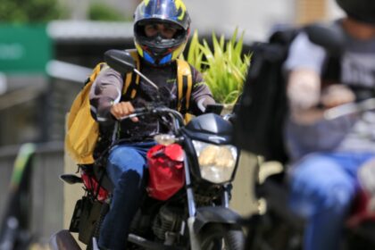 Caiado sanciona Lei que garante isenção de IPVA para mais de 370 mil motos em Goiás