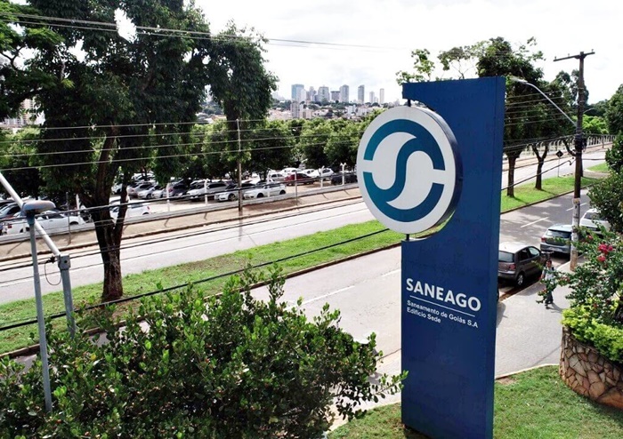 Projeto da Saneago reduz obstruções na rede de esgoto e agiliza serviços Projeto da Saneago reduz obstruções na rede de esgoto e agiliza serviços