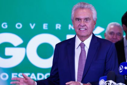 Caiado anuncia devolução de R$ 31 milhões em ICMS cobrado sobre energia solar
