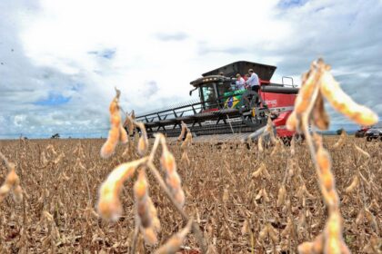 Goiás registra superávit de US$ 848 milhões na balança comercial de março