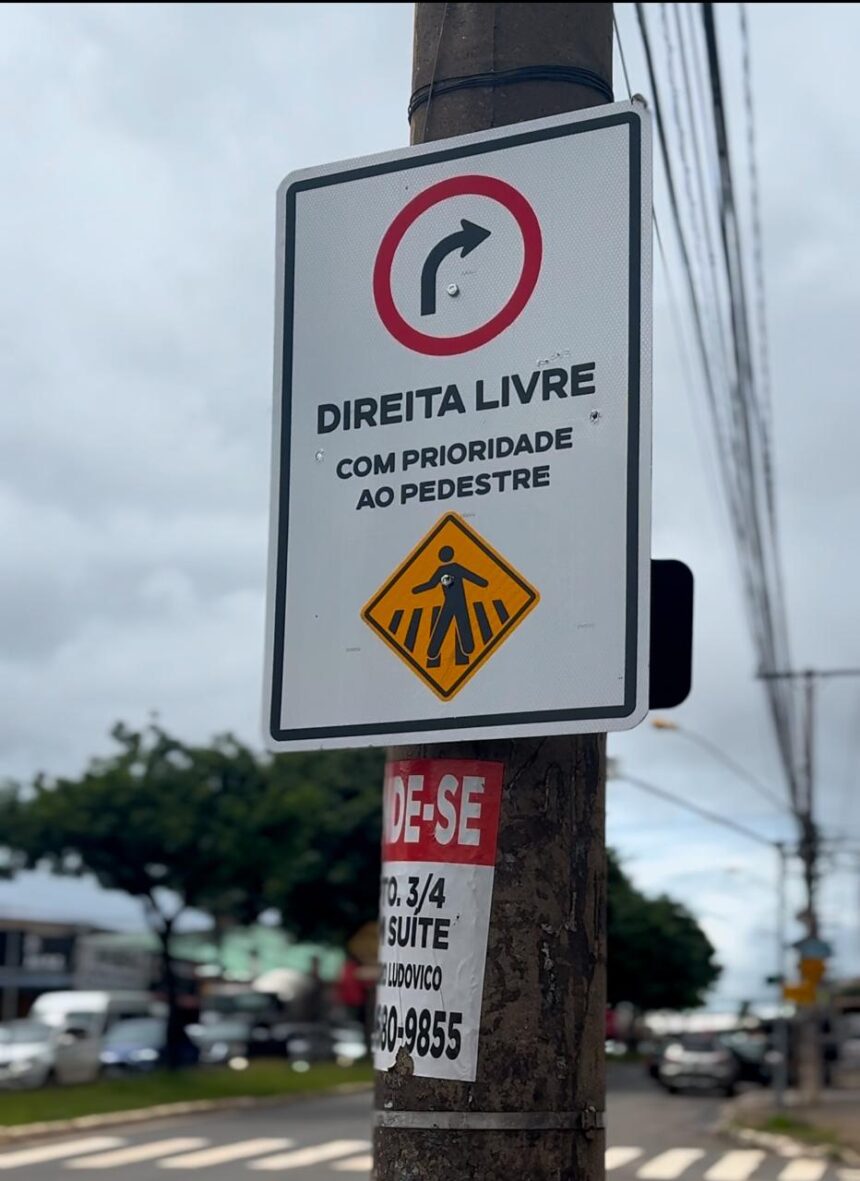Direita Livre: SET reforça regras para garantir segurança em conversões com sinal vermelho em Goiânia