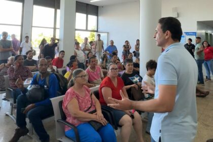Em visita a UPA do Buriti Sereno, Vilela afirma que está enfrentando os problemas de frente