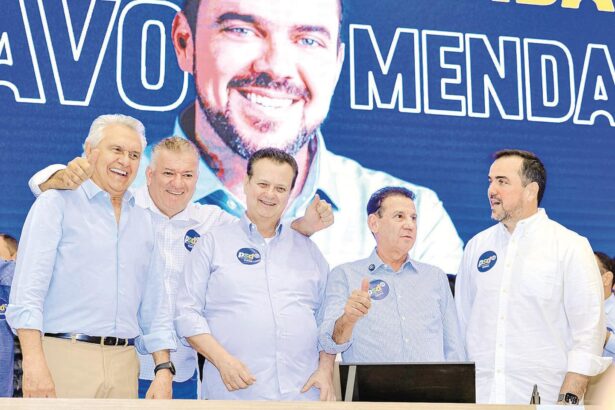 Lideranças de Goiás e do PSD Nacional  participam da filiação de Gustavo e Maiara Mendanha