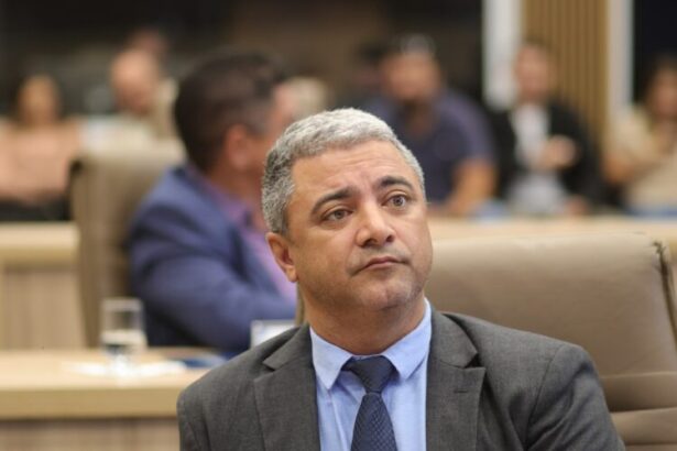 Justiça Eleitoral cassa mandato de vereador de Aparecida e PSD pode herdar cadeira na Câmara