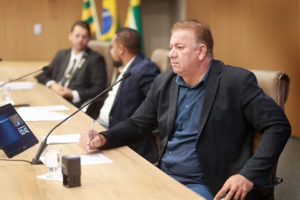 Câmara de Aparecida cria Escola do Legislativo para qualificar vereadores, servidores e aproximar população do Parlamento