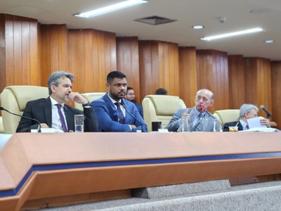 Câmara de Goiânia retoma trabalhos com 13 projetos em pauta e debates sobre CEI da Limpa Gyn e parcerias na Educação