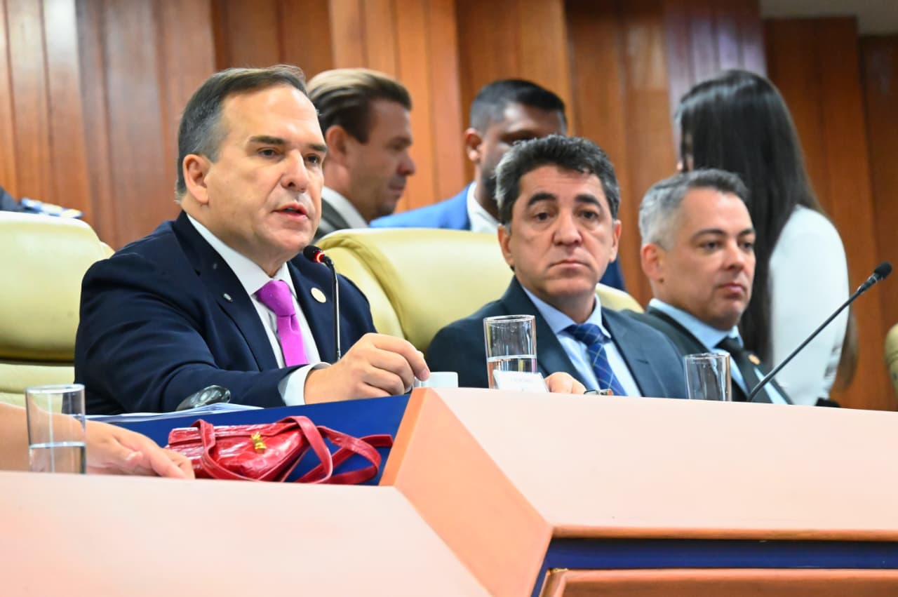 Prefeito Sandro Mabel apresenta balanço à Câmara e destaca avanços em arrecadação, saúde e obras