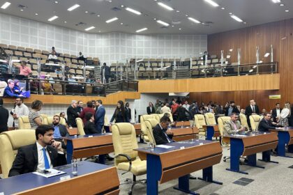 Câmara aprova Refis 2025 e autoriza descontos de até 99% em juros e multas para contribuintes de Goiânia