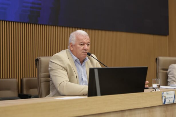 Câmara de Aparecida intensifica cobrança por emendas e debate déficit na educação infantil