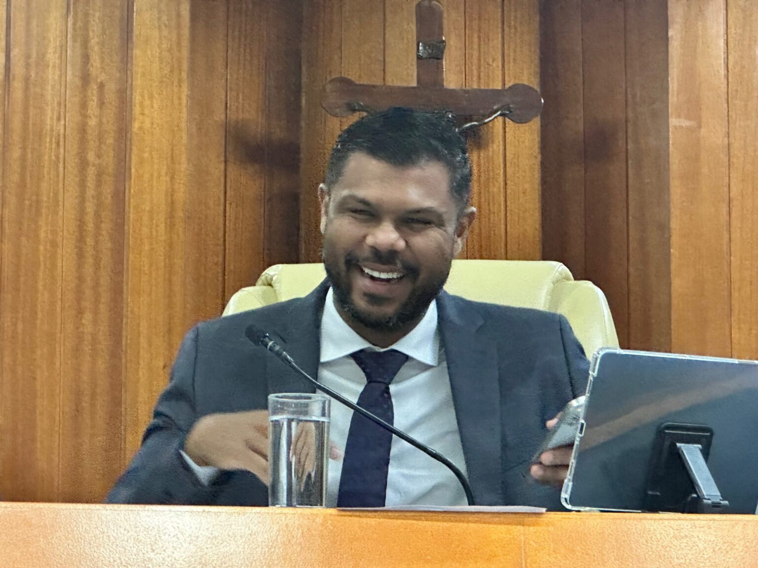 Novo marco urbanístico: Câmara aprova regra para estacionamento em grandes complexos esportivos