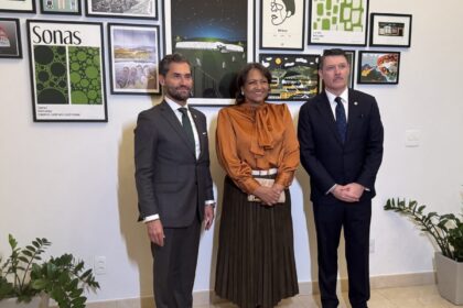 Vice-prefeita Coronel Cláudia representa Goiânia em cerimônia diplomática promovida pela Irlanda