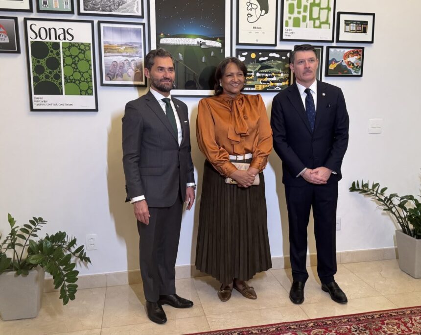 Vice-prefeita Coronel Cláudia representa Goiânia em cerimônia diplomática promovida pela Irlanda