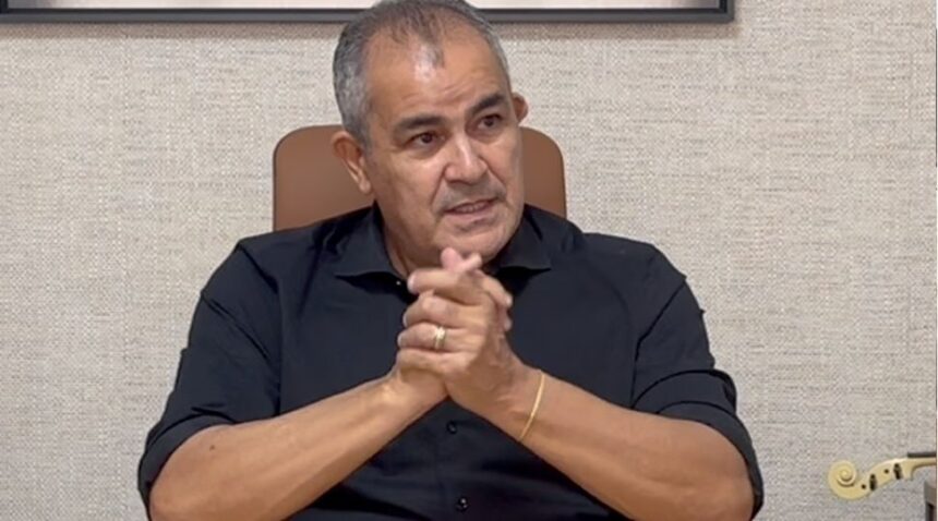 Pastor Josué Gouveia confirma apoio a Daniel Agrobom, defende Luiz do Carmo e aposta em Ronilson Reis para presidir a Câmara de Goiânia Pastor Josué Gouveia confirma apoio a Daniel Agrobom, defende Luiz do Carmo e aposta em Ronilson Reis para presidir a Câmara de Goiânia