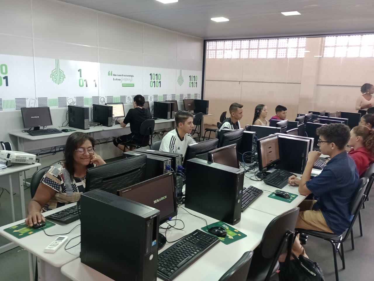 Programa Sukatech oferece 206 vagas gratuitas para cursos de tecnologia