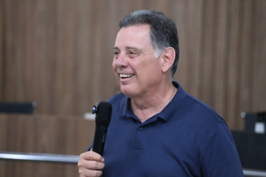 Marconi afirma que, se eleito, Governo do Estado voltará a impulsionar o desenvolvimento das pequenas cidades Marconi afirma que, se eleito, Governo do Estado voltará a impulsionar o desenvolvimento das pequenas cidades