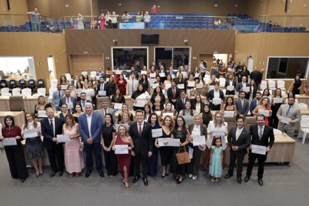 Câmara de Aparecida homenageia quase 200 advogados em noite de reconhecimento à advocacia