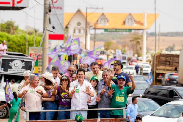 Daniel Vilela reúne centenas de veículos e amplia presença de campanha no interior de Goiás