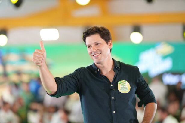 Convenção consolida ampla aliança governista e evidencia desafios para acomodar lideranças na campanha de Daniel Vilela Convenção consolida ampla aliança governista e evidencia desafios para acomodar lideranças na campanha de Daniel Vilela