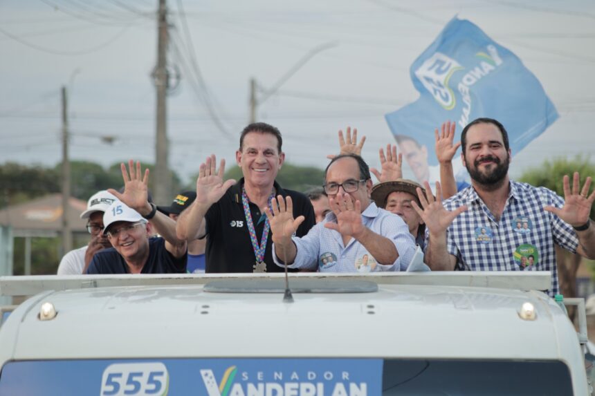 Vanderlan amplia agenda na Região Metropolitana e recebe apoio de quatro prefeitos à reeleição