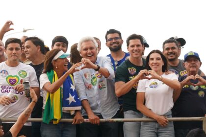 Daniel Vilela e Caiado mobilizam 2,5 mil veículos em carreatas no Entorno do DF