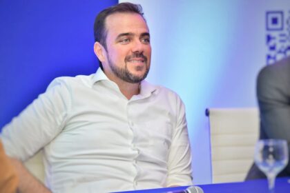 Mendanha defende parceria com EUA e Israel para ampliar tecnologia de combate ao crime