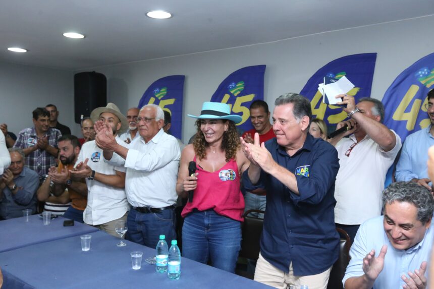 Vereadores de mais de 80 municípios reforçam apoio a Marconi durante encontro em Goiânia