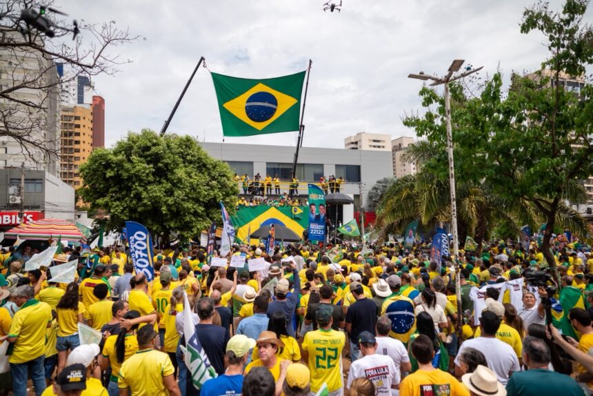 Wilder Morais, candidato ao Governo de Goiás pelo PL, participa de manifestação da direita neste 7 de Setembro e fala sobre a ameaça à independência dos poderes