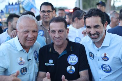 Vanderlan reúne centenas em Senador Canedo e destaca legado de gestão e mais de R$ 37 milhões em emendas