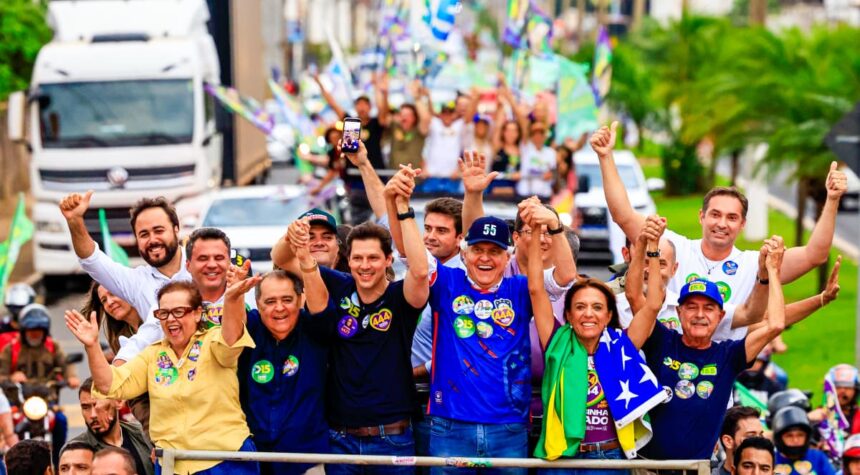 Em Morrinhos, Caiado reforça apoio a Daniel e apresenta gestão de Goiás como vitrine nacional Em Morrinhos, Caiado reforça apoio a Daniel e apresenta gestão de Goiás como vitrine nacional