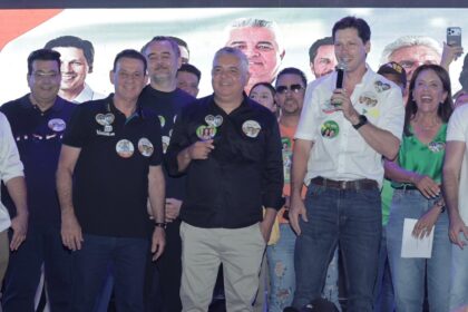 Vanderlan amplia apoio na reta inicial da campanha e recebe aval de Daniel, Gracinha e Bruno Peixoto