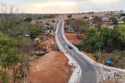 Gestão Vilela entrega à população nova ponte entre o Colinas de Homero e Veiga Jardim