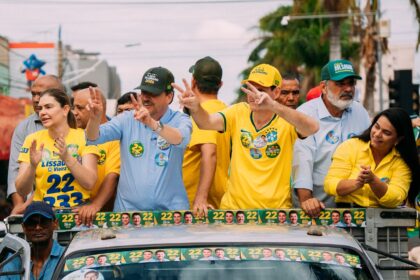 Em último dia de campanha, Wilder Morais realiza grande carreata em Rio Verde de Goiás