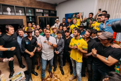 Wilder Morais reúne mais de 30 sertanejos em Goiás e transforma encontro em reforço à campanha de Flávio Bolsonaro