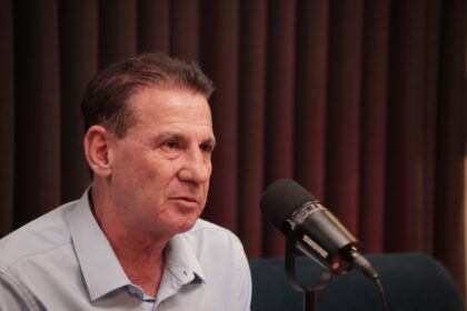 Vanderlan propõe elevar teto do MEI para R$ 200 mil e permitir até três funcionários
