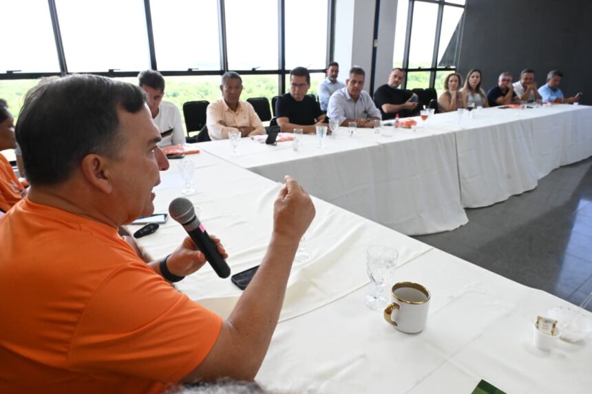 Mabel e vereadores da base avaliam impacto do fim dos descontos da taxa do lixo decidido pelo TJGO